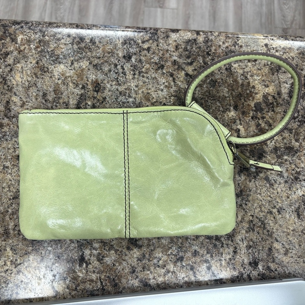 NWOT green hobo wristlet purse